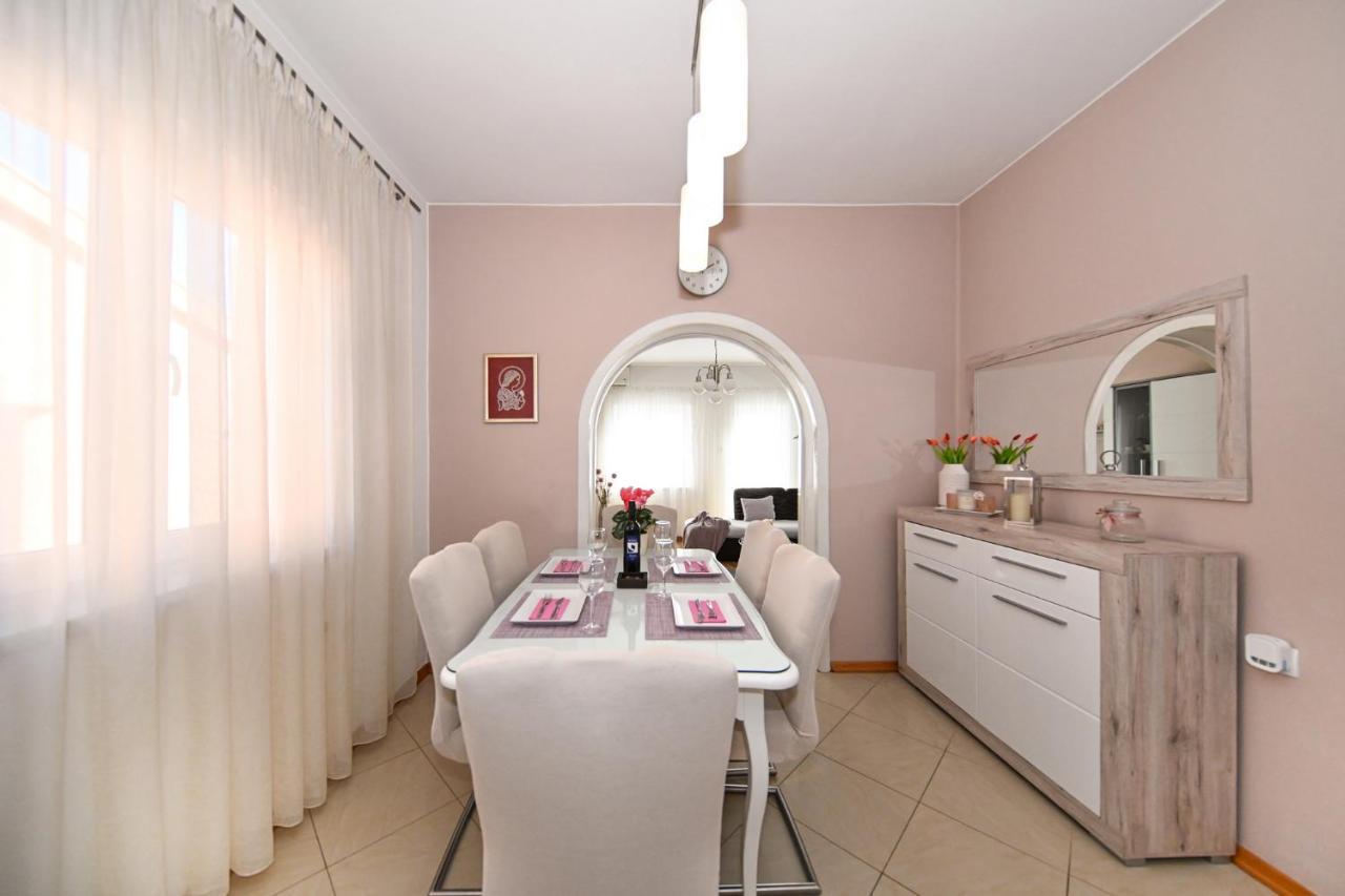 Apartment Irena Posedarje Eksteriør billede